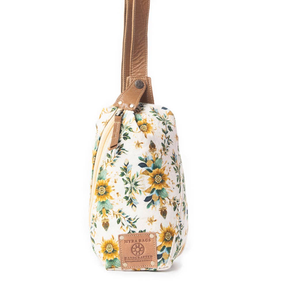 Oasis Blooms Fanny Pack Bag In Brown & White