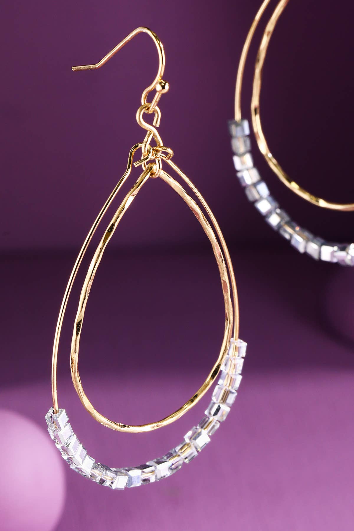 Teardrop Glass Bead Dangle Earring