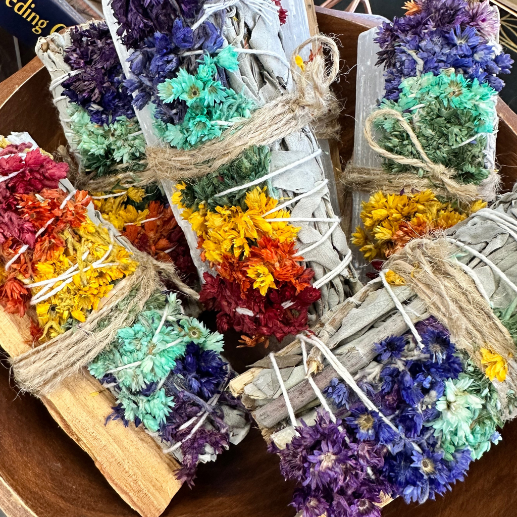 Chakra Sage Bundle with Selenite & Palo Santo