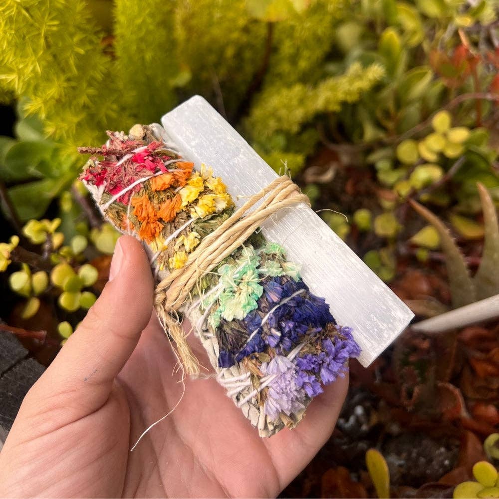 Chakra Sage Bundle with Selenite & Palo Santo
